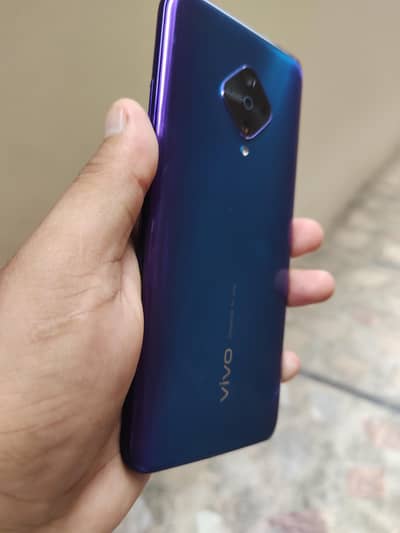 Vivo Y51