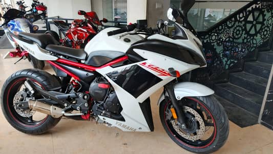 Yamaha fazer 2013