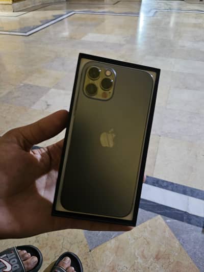 Apple iPhone 12 Pro