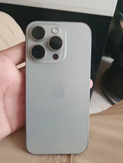 Apple iPhone 15 Pro