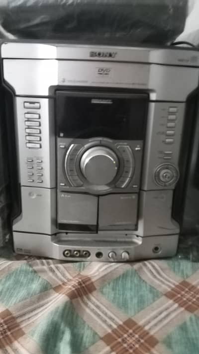 Sony amplifier 5.1chanel . Only amplifier