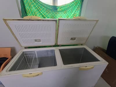 Waves chest deep freezer fridge large double door