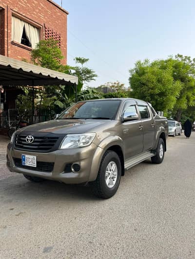 Toyota Hilux Vigo Champ 2.4L Turbo Diesel