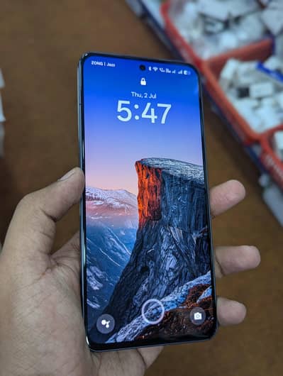 Realme 13 Plus