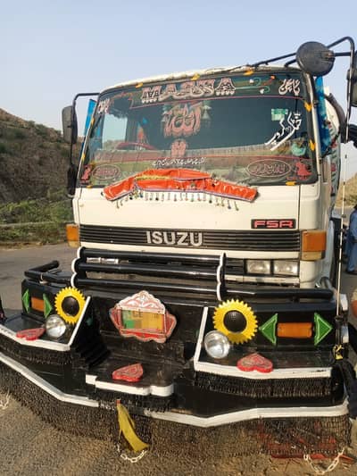 Isuzu 10 wheeler water tanker