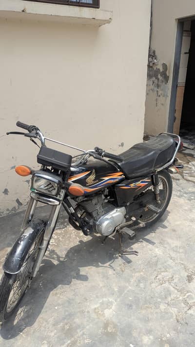 honda cg125 black 2018b first owner