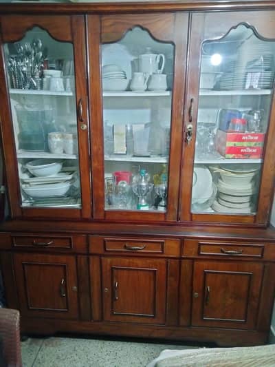 Showcase And Dressing Table