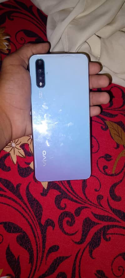 Vivo S1