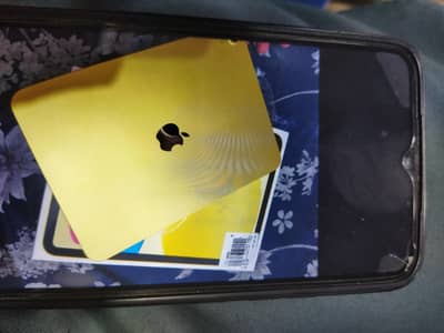 iPad A 16