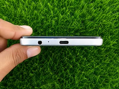 Infinix smart 20 4+4/128 built in brand new