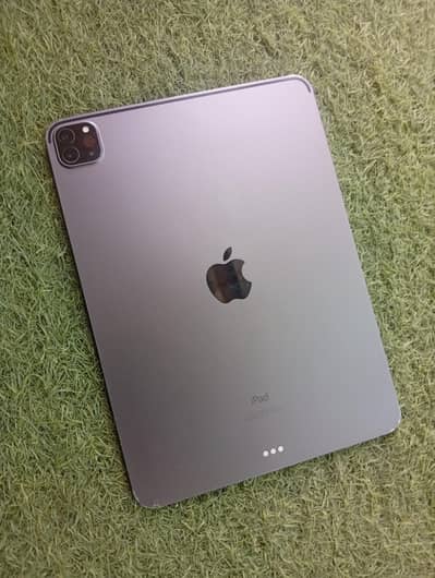iPad pro 2021 M1 chip 11 inch 128gb