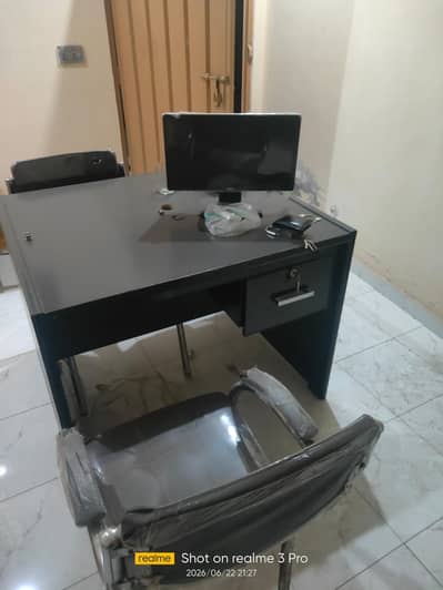 Office table and waiting chairs