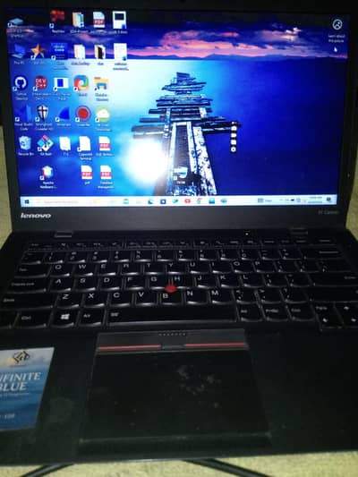 Lenovo Thinkpad X1 carbon core i5  5th gen /8GB Ram /256GB +128GB SSD