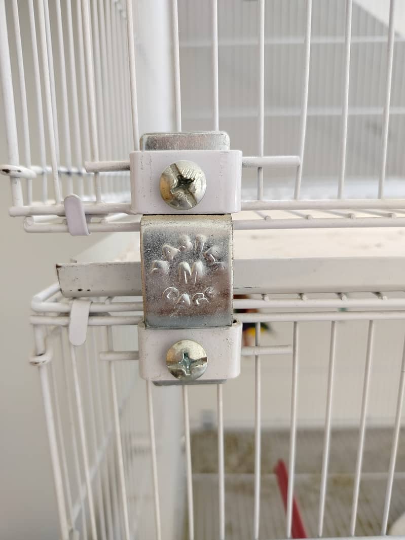Cages 3