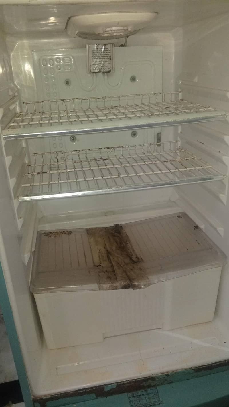 refrigerator 4