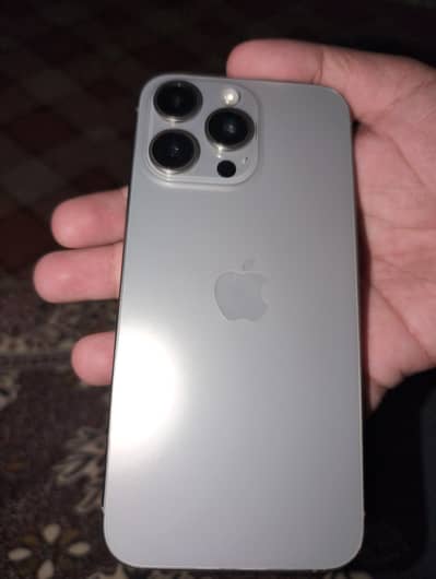 Apple iPhone 15 Pro Max