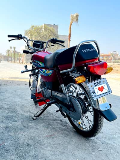 Honda CD70 23/24