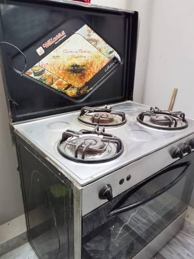 oven for urgent sale