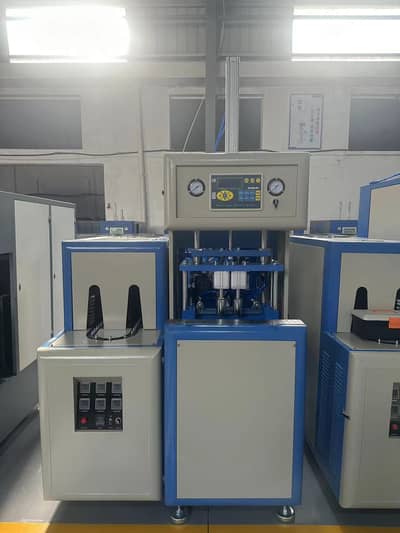 880 Pet bottles blowing machine semi automatic
