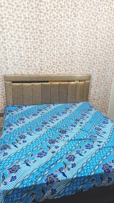 King size bed for sale 6x6 URGENT SALE