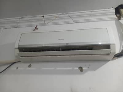 GREE 1.5 TON