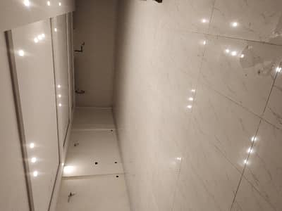 5 Marla Commercial Hall For Rent In Bahria Town Lahore