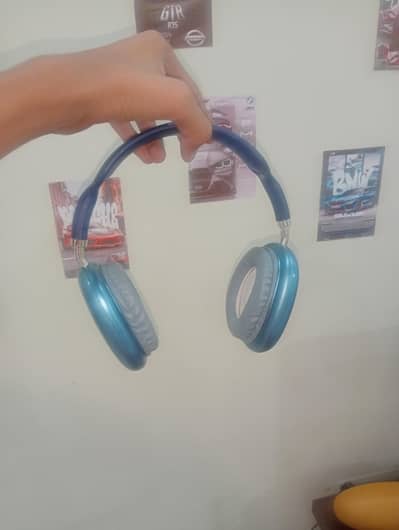 P9 headphone