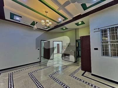 10 Marla Upper Portion Like Brand New Luxury Portion Bahria Town Lahore Sector C