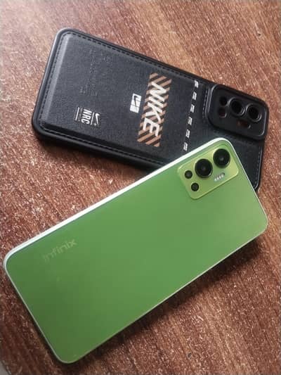 Infinix Hot 12 Play