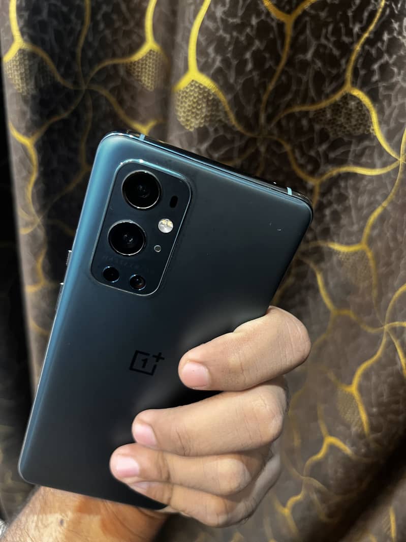 One Plus 9 Pro 4