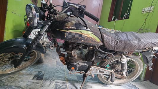 Honda 125 delex