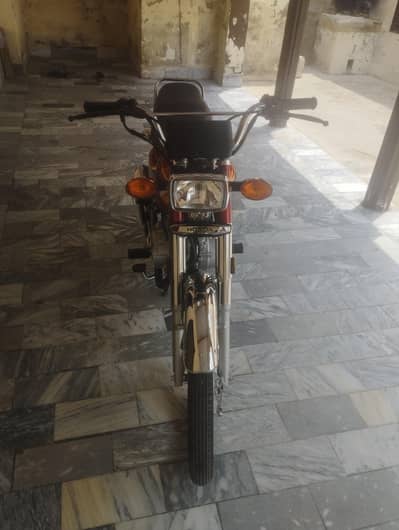 Bike For sale 125 Honda number laga hoya ha