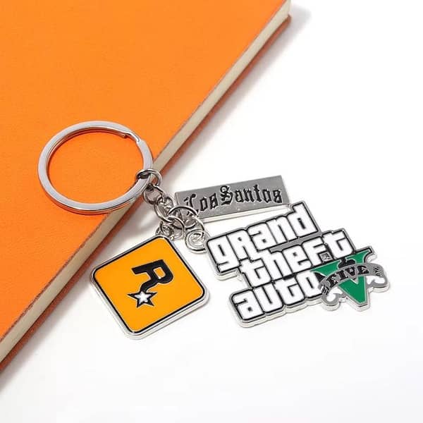 GTA V Grand Theft Auto 5 Star Pendant Keyring – Multi-Pendant Gamer Keychain for Car, Bike & Home Keys