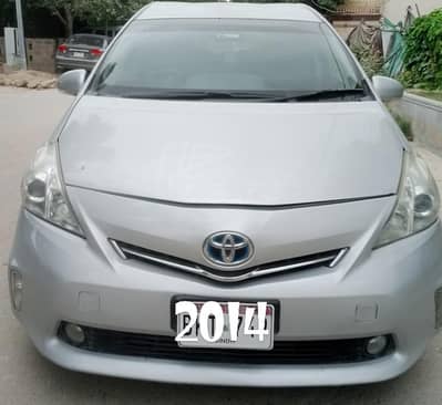 Toyota Prius Alpha 2014/17
