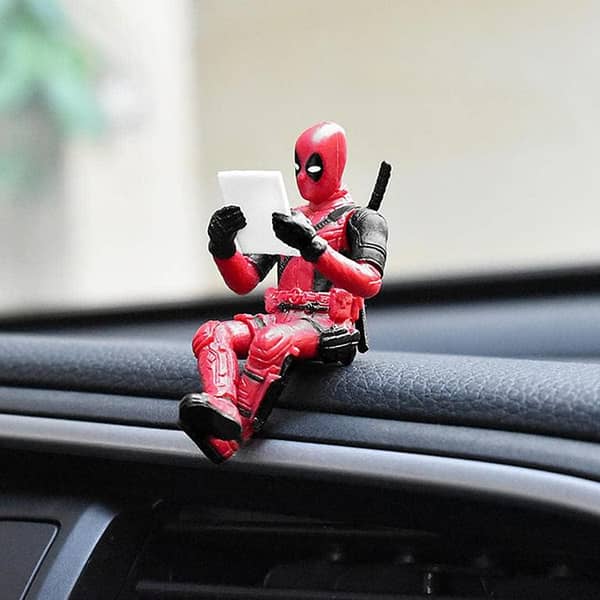 Funny Anime Car Hanging Pendant – Reading Deadpool Ornament for Rearview Mirror