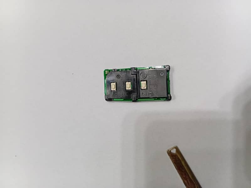 Laxux da remote 1