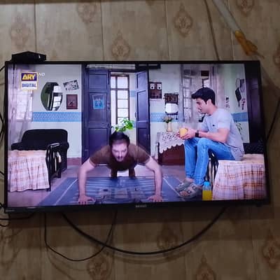 40 inch LCD
