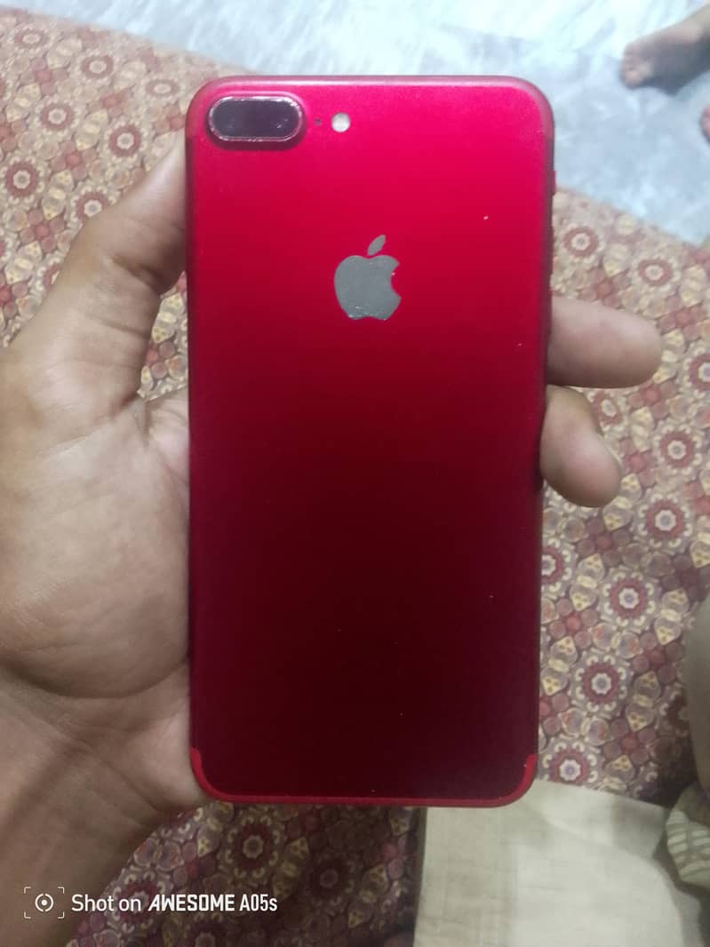 Apple iPhone 7 Plus 0