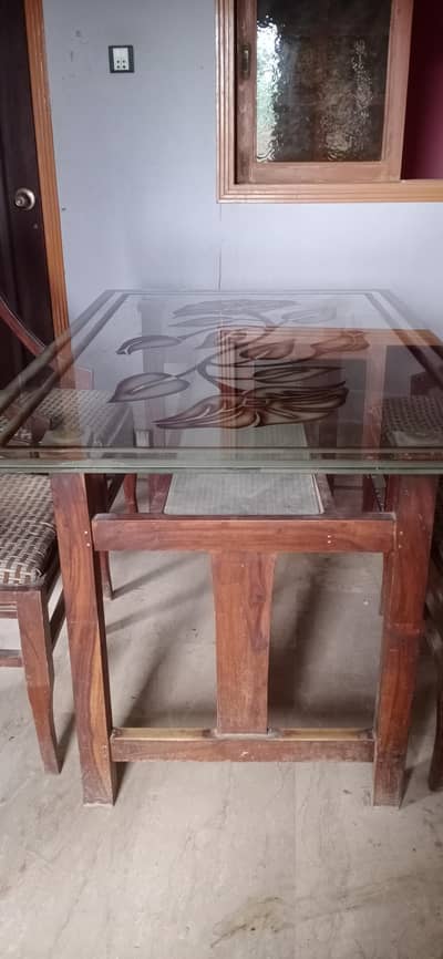 DINNING TABLE