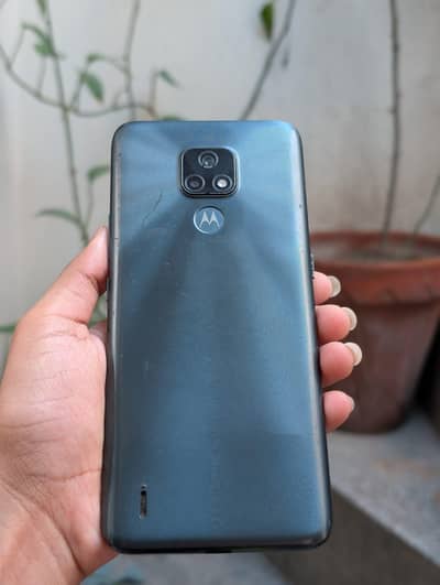Motorola Moto E7