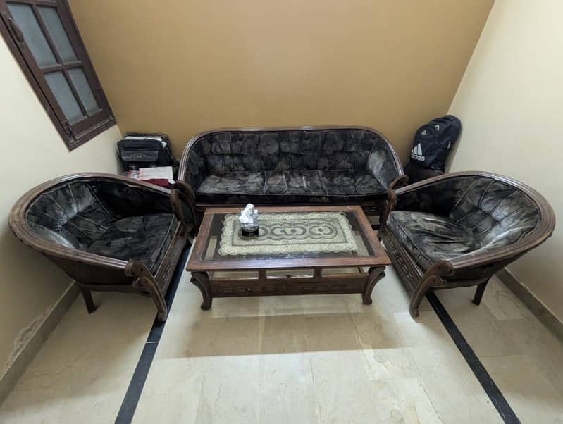 sofas with table 0