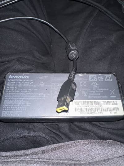 Lenovo AC adopter 65 watts, USB type charger