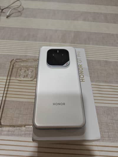 Honor GT pro 12/256gb white OFICIAL PTA box al acs 10.10 cond dual sim