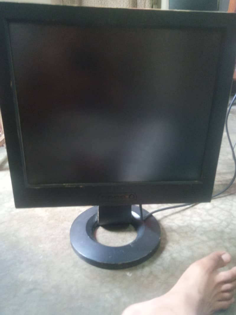 Monitor 1