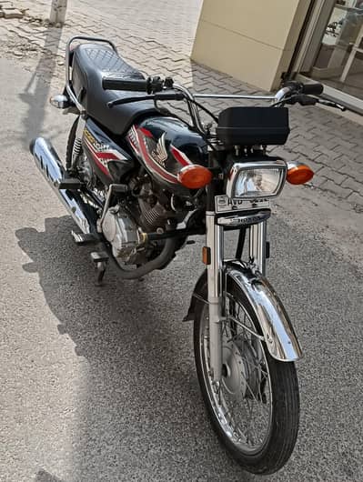 honda 125 2024 model good condition (lodhran. bahwaplur)