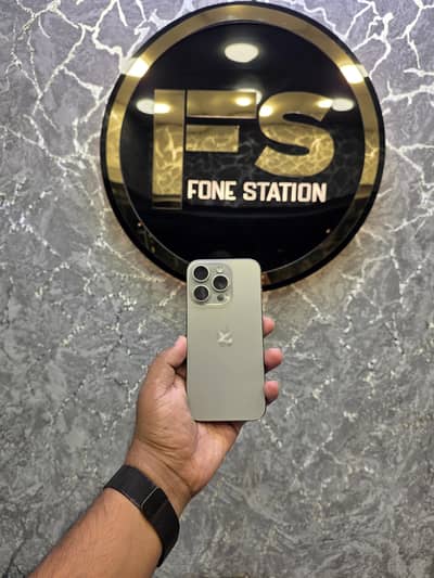 iPhone 15 pro 128gb jv (10/10 Condition) serious buyers call