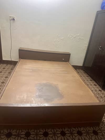 Single king size bed
