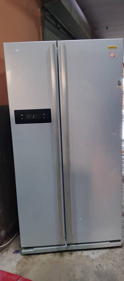 Kenwood two dor fridge chill service perfect cooling
