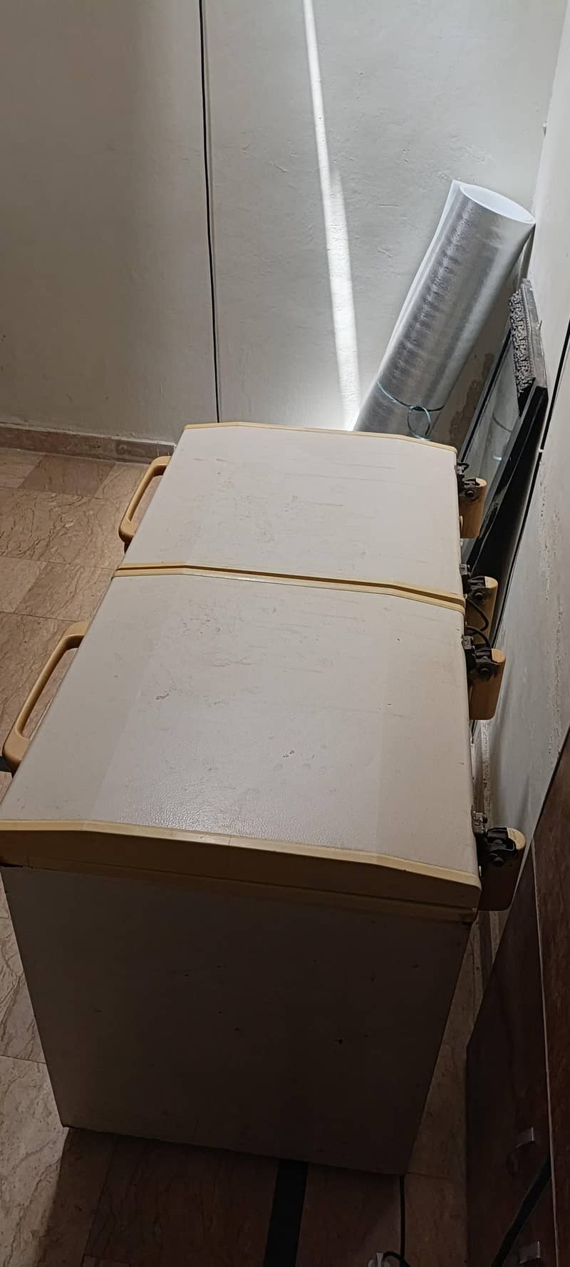 waves deep freezer 3