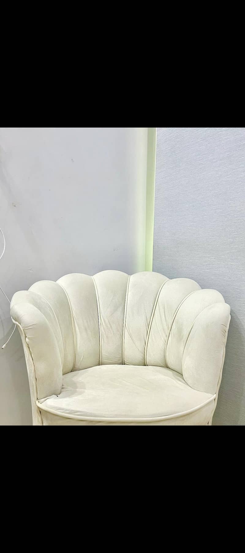 2 Sofa Chairs 2